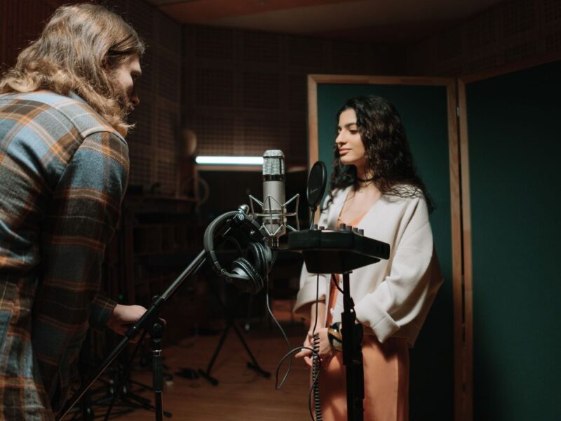 Från studio till utbetalning: Säkra dina royalties via Stim och Sami